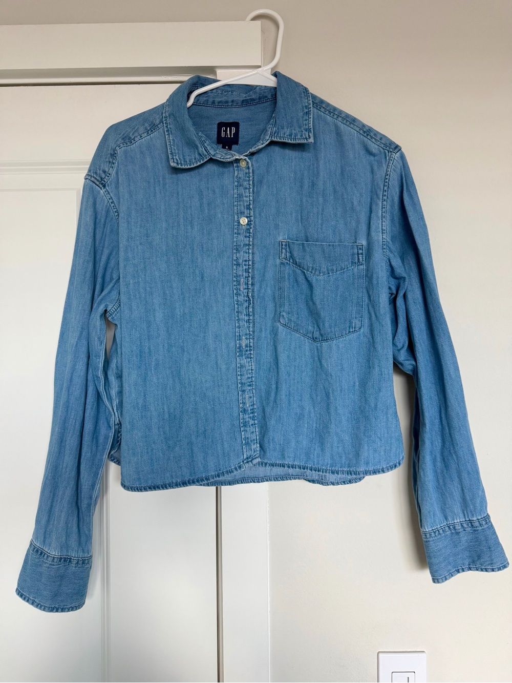 GAP Light Blue Denim Button-Down Shirt for Women